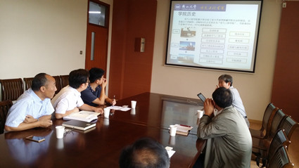1卢志刚院长向江南大学物联网工程学院领导介绍米兰·体育_米兰(中国)电气工程学院的情况